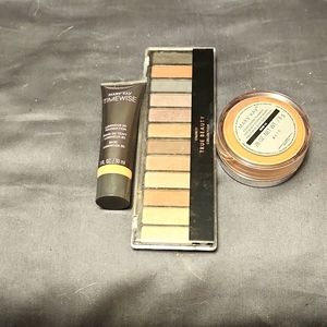 Mary Kay foundation and powder